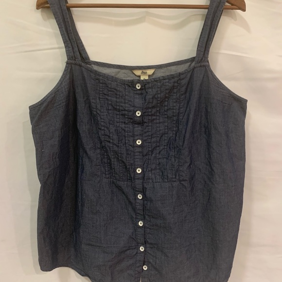 Bass Tops - Bass blue chambray denim pin tuck tank top Sz XL Bass Tops - Bass blue chambray denim pin tuck tank top Sz XL